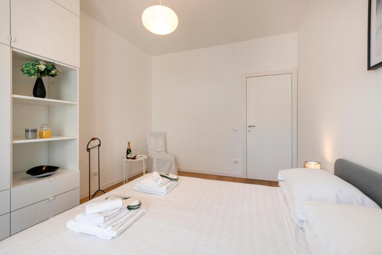 Ferienwohnung Ferrucci, 10 - Elegante Oasi Urbana A Milano Exterior foto